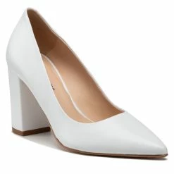 Solo Femme Γυναίκες Γοβάκια Κλειστά παπούτσια 75403-8A-H52/000-04-00 Λευκό