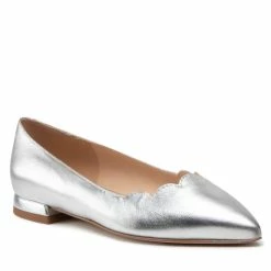 Solo Femme Γυναίκες Κλειστά Παπούτσια Κλειστά παπούτσια 24312-01-M22/000-04-00 Ασημί