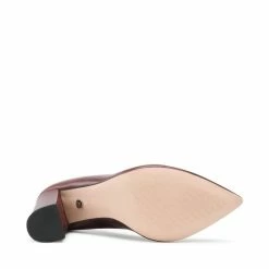 Solo Femme Γυναίκες Γοβάκια Κλειστά παπούτσια 14101-8D-M44/000-04-00 Μπορντό -Solo Femme Κατάστημα unnamed file 465